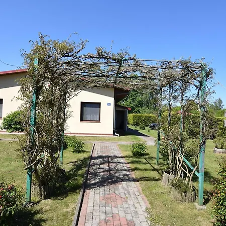 펜션 Apartment In Poland Near The Beach *